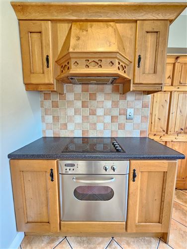 10 Inchicronan, Crusheen, Ennis, Co. Clare