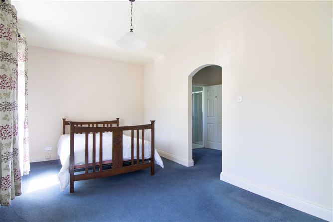 34 Mansfield Grove, Athy, Kildare