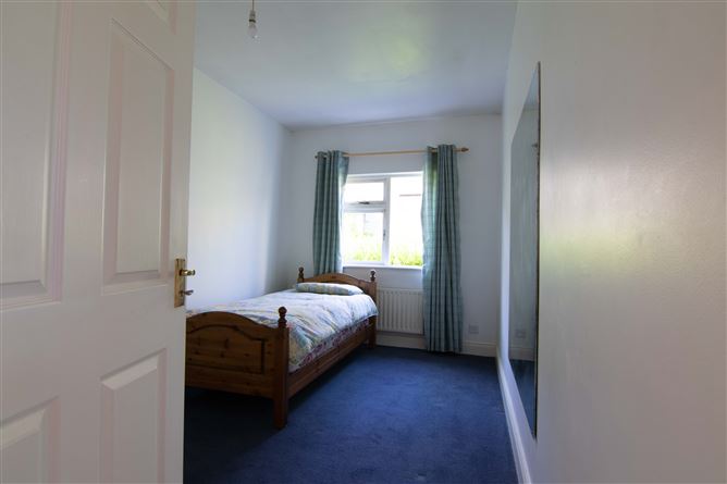 34 Mansfield Grove, Athy, Kildare