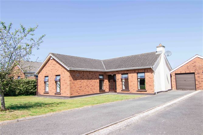 34 Mansfield Grove, Athy, Kildare