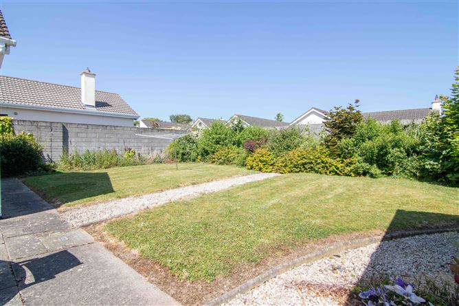 34 Mansfield Grove, Athy, Kildare