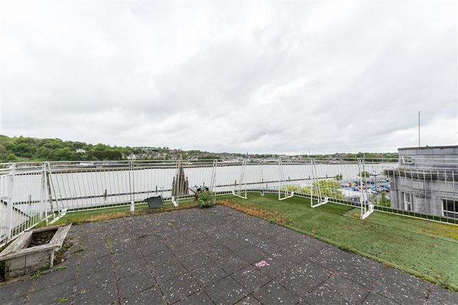 1-2 Barronstrand Street, 69 The Quay, Waterford