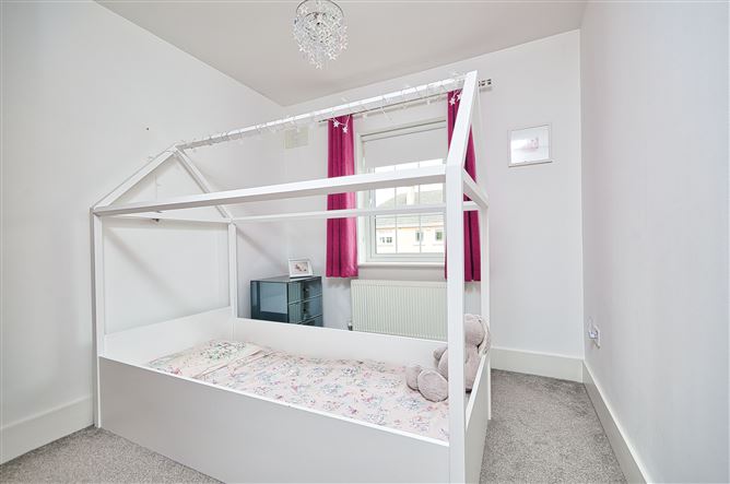 11 Glebe Close, Newcastle, Dublin