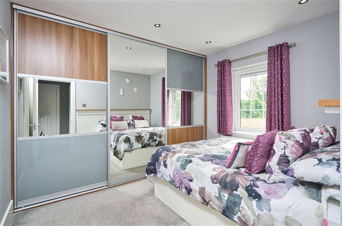 11 Glebe Close, Newcastle, Dublin