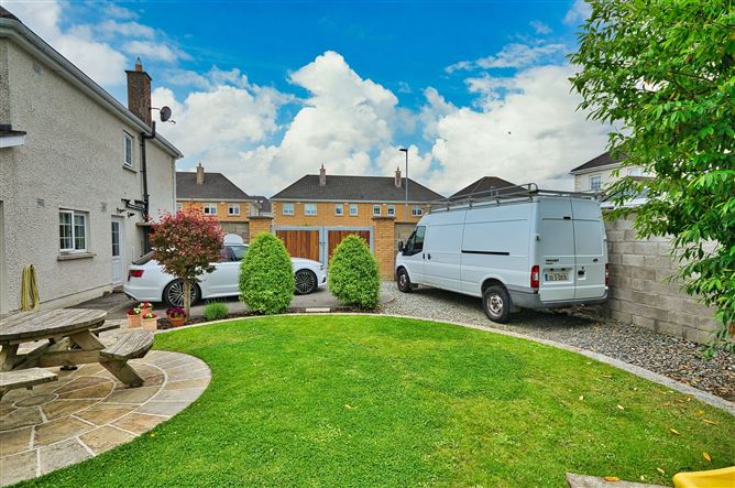11 Glebe Close, Newcastle, Dublin