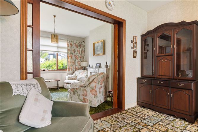 11 Mountdown Road, Greenhills, Dublin 12