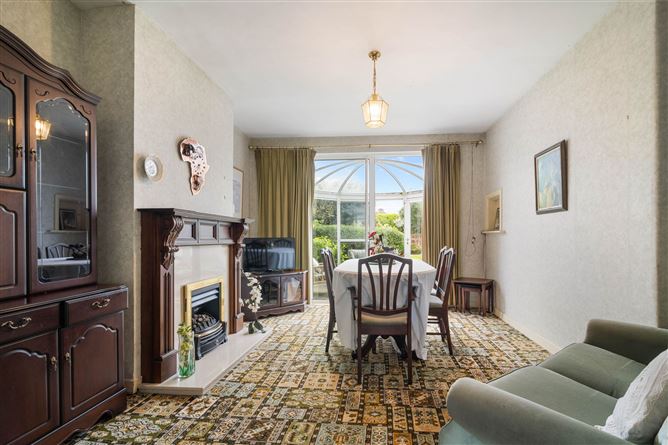 11 Mountdown Road, Greenhills, Dublin 12