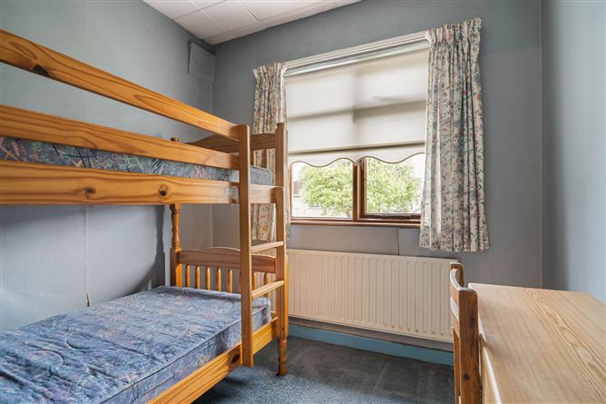 11 Mountdown Road, Greenhills, Dublin 12