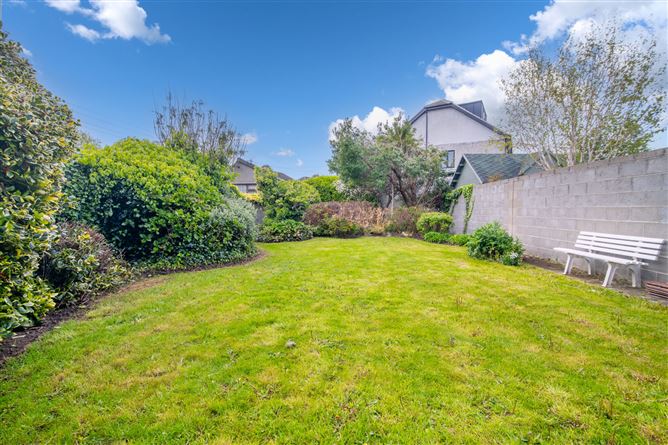 11 Mountdown Road, Greenhills, Dublin 12