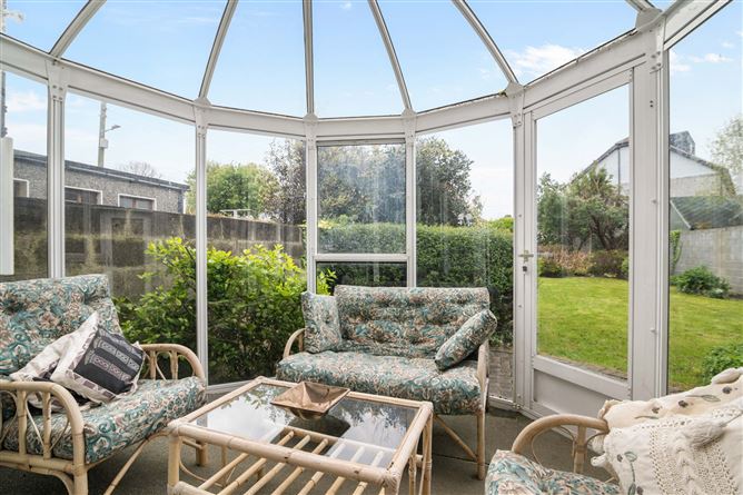 11 Mountdown Road, Greenhills, Dublin 12