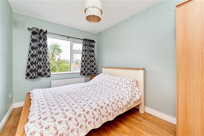 20 The Green, Castleview, Navan, Meath