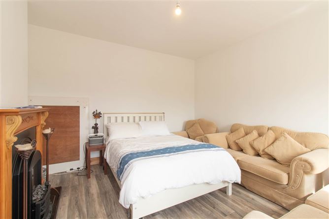 2 Lakewood, Lavagh, Kilnaleck, County Cavan