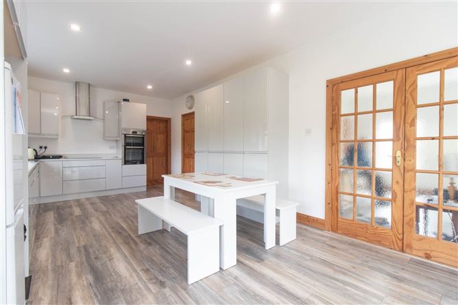 2 Lakewood, Lavagh, Kilnaleck, County Cavan