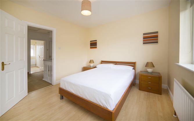 81 Castle Riada Grove, Lucan, Lucan, Dublin
