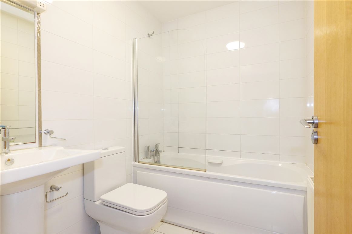 15 Leargan, Western Distributor Road, Knocknacarra, Galway 15 Leargan, Western Distributor Road, Knocknacarra, Galway