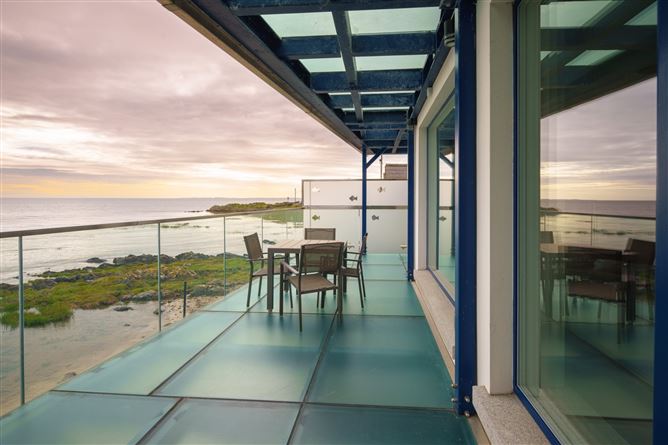 Sea Beach House, Sandymount, Blackrock, County Louth