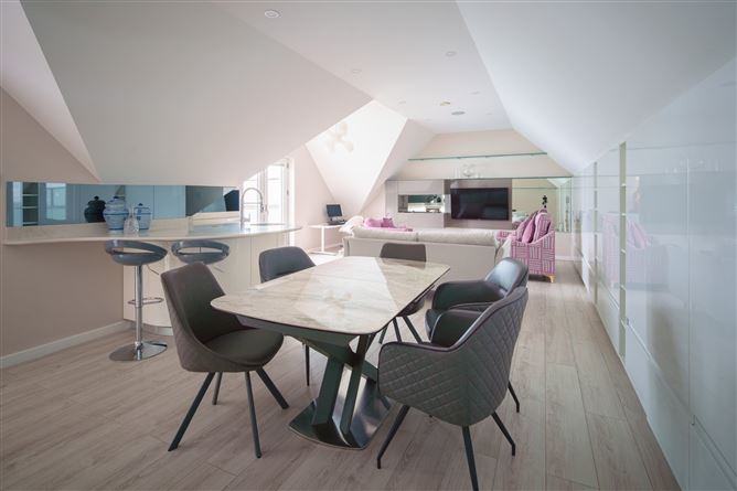 Sea Beach House, Sandymount, Blackrock, County Louth