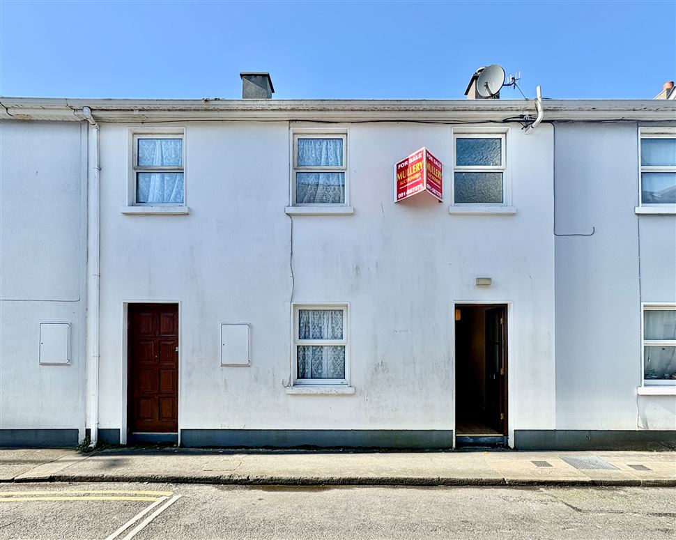 68 Saint Brendan`s Avenue, Woodquay, Galway City