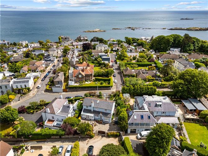 https://photos-a.propertyimages.ie/media/5/5/0/5005055/d646b0c9-bfc2-42ee-9ea8-b4e52c50bfa0_l.jpg