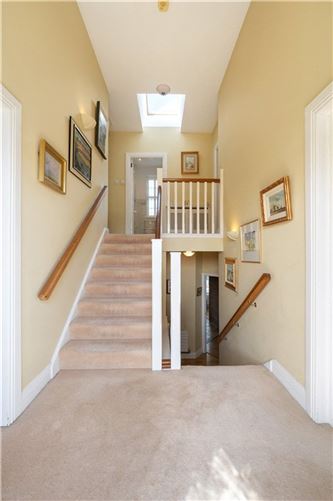 https://photos-a.propertyimages.ie/media/5/5/0/5005055/d646b0c9-bfc2-42ee-9ea8-b4e52c50bfa0_l.jpg