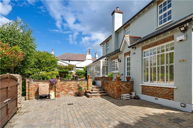 https://photos-a.propertyimages.ie/media/5/5/0/5005055/d646b0c9-bfc2-42ee-9ea8-b4e52c50bfa0_l.jpg
