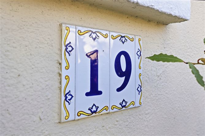 19 Father Mathew Terrace, Clonmel, Co. Tipperary