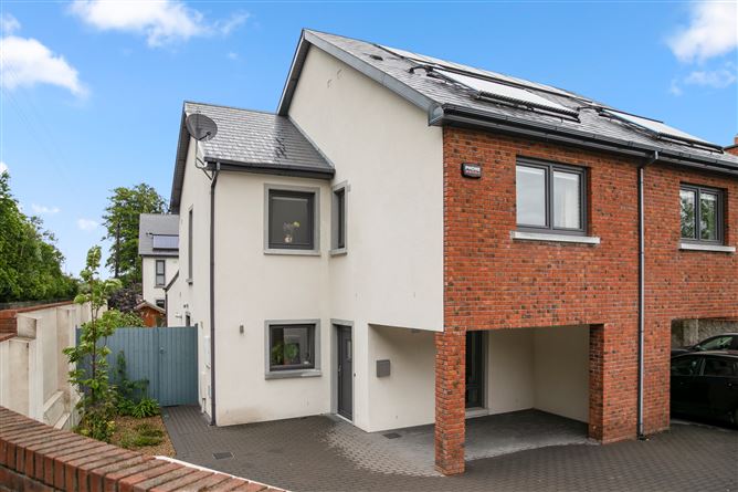 1 Seaview Gate, Shankill, Dublin 18