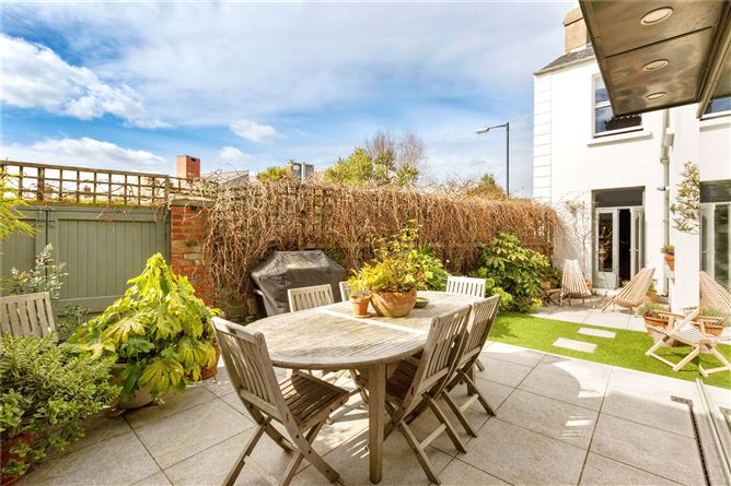 6 Prospect Terrace, Marine Drive, Sandymount, Dublin 4
