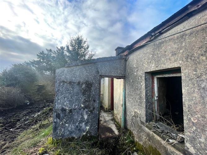 Ballygoonaun , Kilfenora, Clare