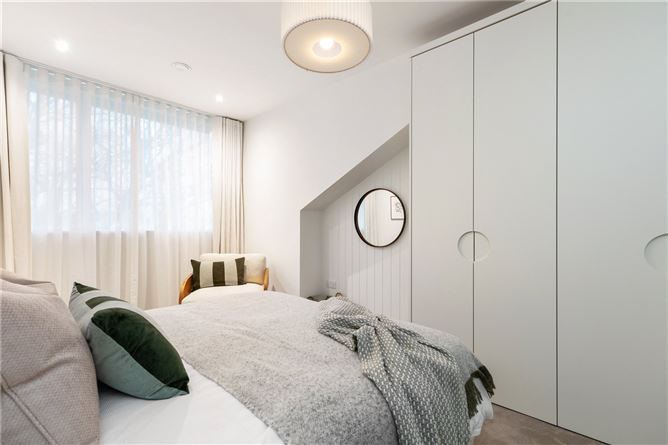 2 Bedroom Penthouse, Orpen Hall, Brennanstown Wood, Dublin 18