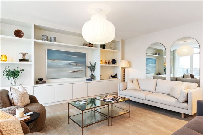 2 Bedroom Penthouse, Orpen Hall, Brennanstown Wood, Dublin 18