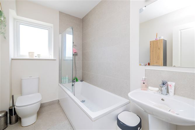 23 Hallwell Drive, Adamstown, Lucan, Dublin