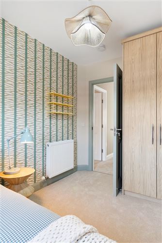 https://photos-a.propertyimages.ie/media/5/5/1/4837155/47078fb7-cf9d-4217-b27a-fa05c093bcab_l.jpg