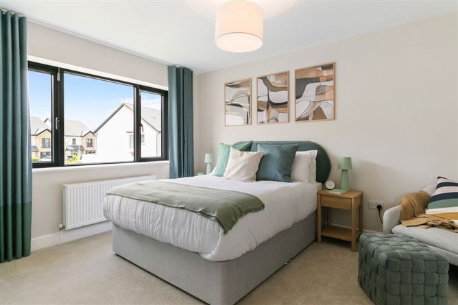 https://photos-a.propertyimages.ie/media/5/5/1/4910155/49d3b857-fa8e-456a-bfa5-be7944c36ab4_l.jpg