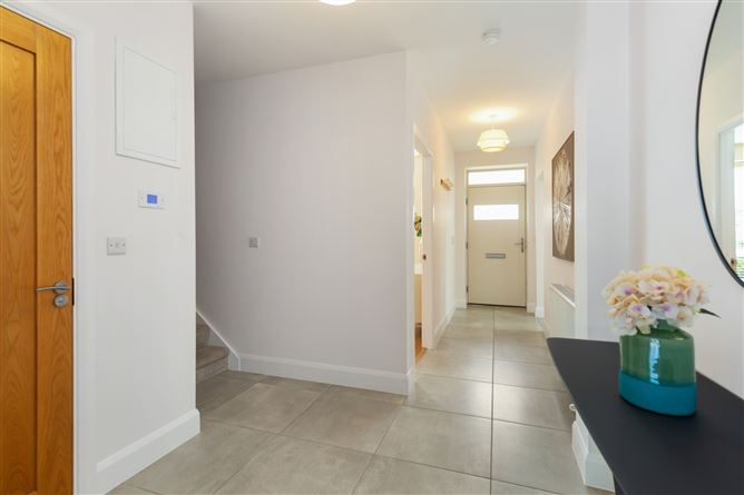 33 Roseland Avenue, Cualanor, Dun Laoghaire, Co. Dublin