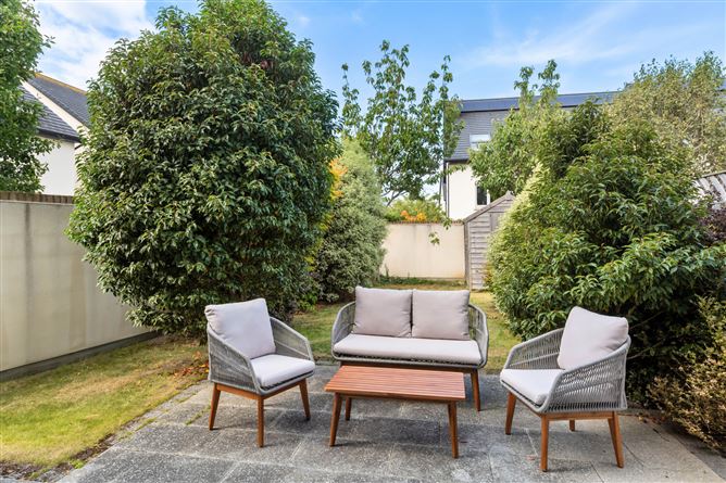 33 Roseland Avenue, Cualanor, Dun Laoghaire, Co. Dublin