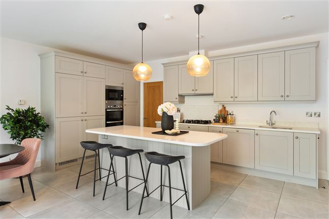 33 Roseland Avenue, Cualanor, Dun Laoghaire, Co. Dublin