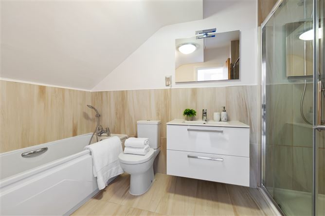 33 Roseland Avenue, Cualanor, Dun Laoghaire, Co. Dublin
