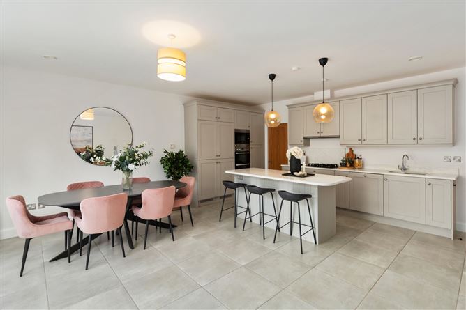 33 Roseland Avenue, Cualanor, Dun Laoghaire, Co. Dublin