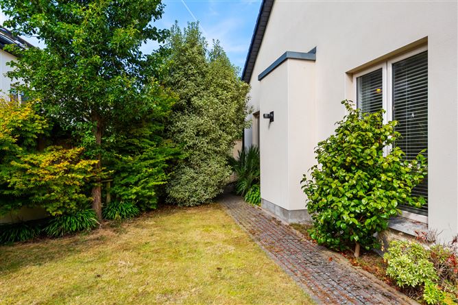 33 Roseland Avenue, Cualanor, Dun Laoghaire, Co. Dublin
