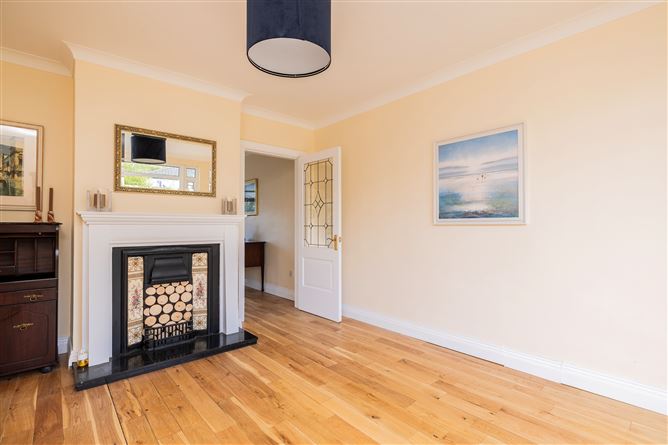 https://photos-a.propertyimages.ie/media/5/5/1/4958155/ce8b1c46-6aa6-4208-88ba-63d2303fc9b1_l.jpg