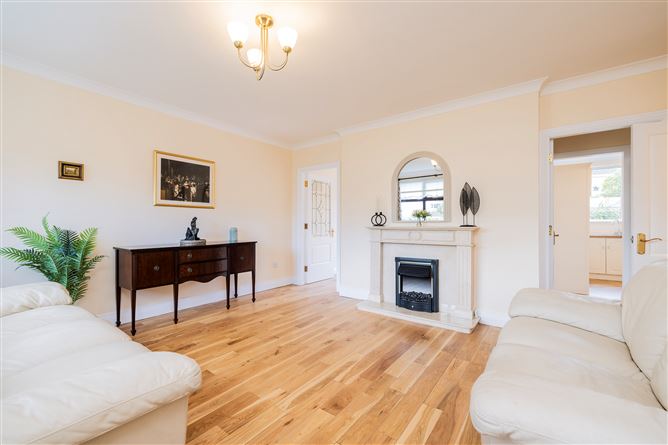 https://photos-a.propertyimages.ie/media/5/5/1/4958155/ce8b1c46-6aa6-4208-88ba-63d2303fc9b1_l.jpg