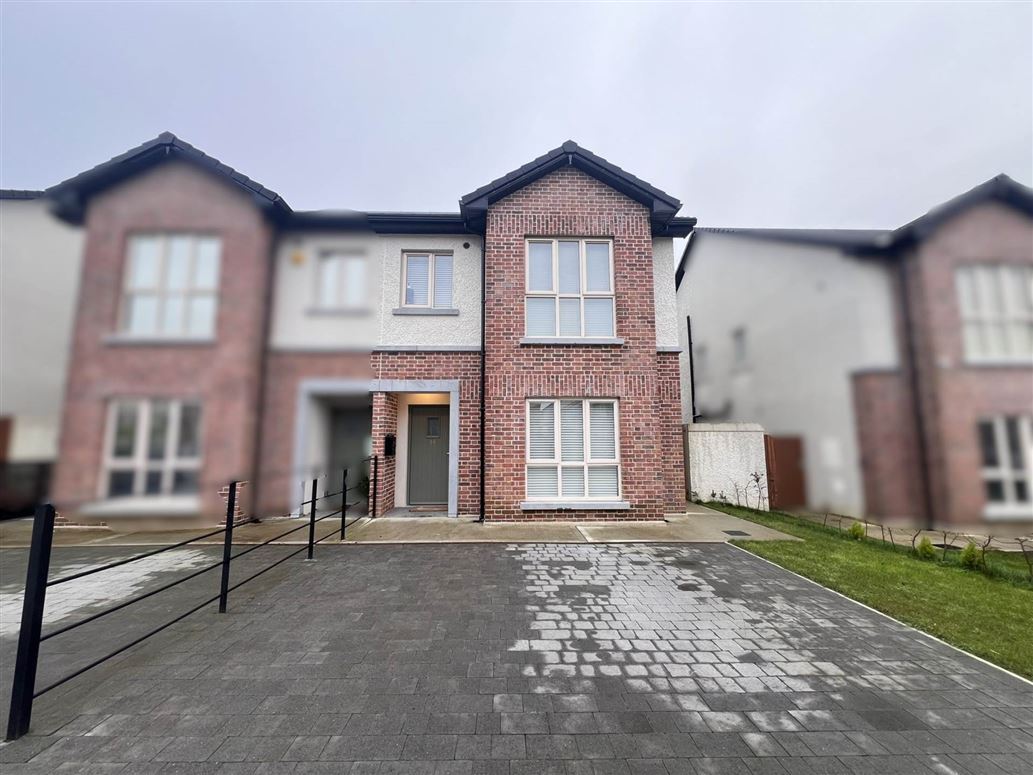 16 Bregawn, Cashel, County Tipperary
