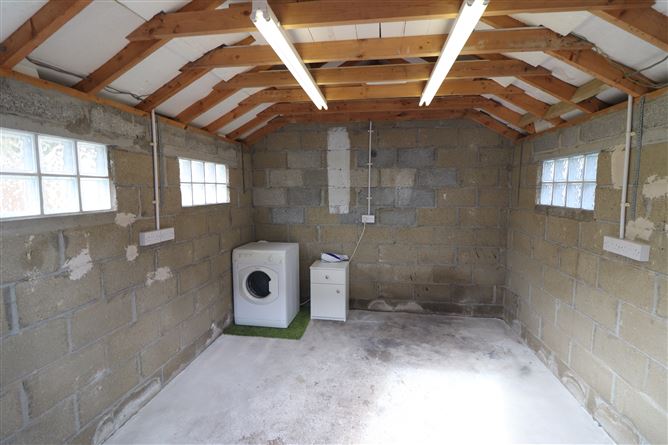 106 Dromroe Avenue, Woodhaven, Castletroy, Limerick