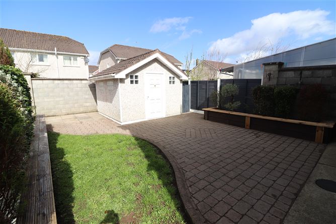 106 Dromroe Avenue, Woodhaven, Castletroy, Limerick