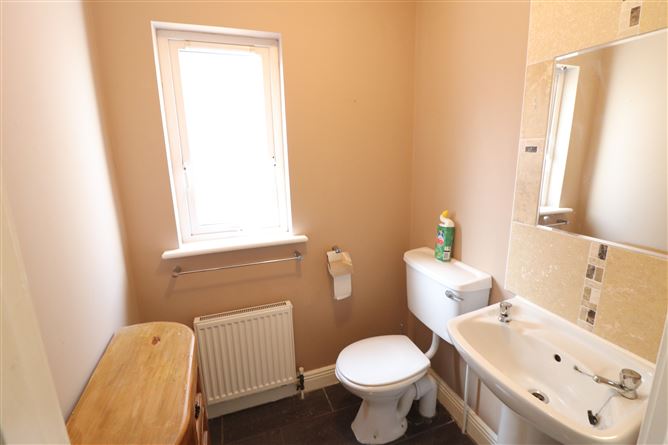 106 Dromroe Avenue, Woodhaven, Castletroy, Limerick