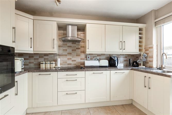 95 Silloge Gardens, Ballymun, Dublin 11