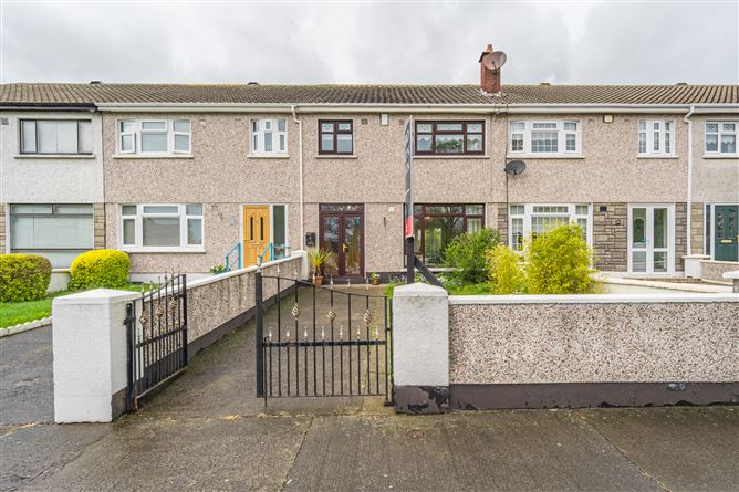 Main image for 8 Carndonagh Lawn, Donaghmede, Dublin 13