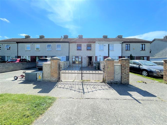 Main image for 32 Rossfield Park, Tallaght, Dublin 24