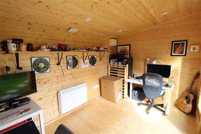 60 Kenure Park, Rush, Dublin